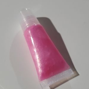 💗Pink metallic lipgloss💗
